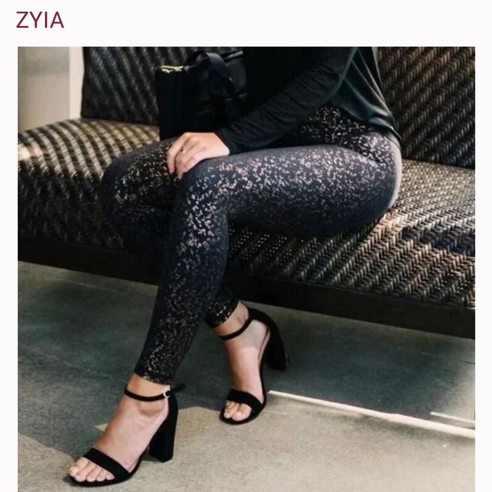 ZYIA Black Rose Gold Flake Light n Tight Hi-Rise 7/8 (NWT; size 12)